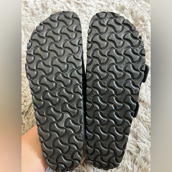 SOLD ‼️ - Picture 2 of 4